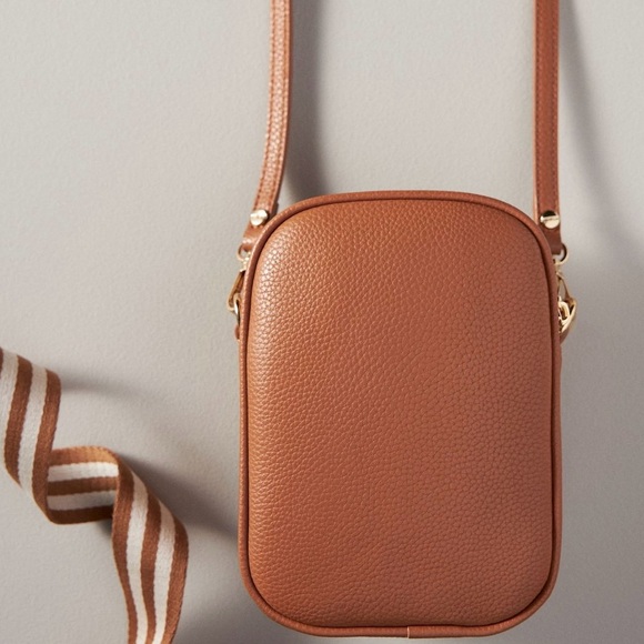 N W/DUST BAG. Mai-Lili-Josephine sold @ANTHROPOLOGY. Crossbody Bag, two straps. - Picture 2 of 14